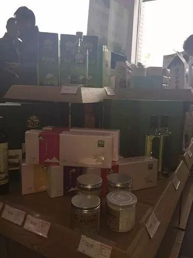 深夜爽爽动态图无遮无挡
