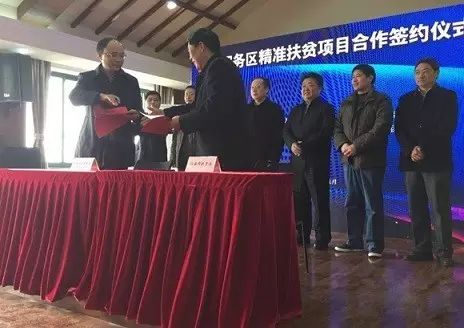 深夜爽爽动态图无遮无挡